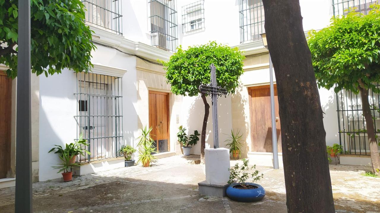 Sherryflat Claveles - Parking Jerez de la Frontera Kültér fotó